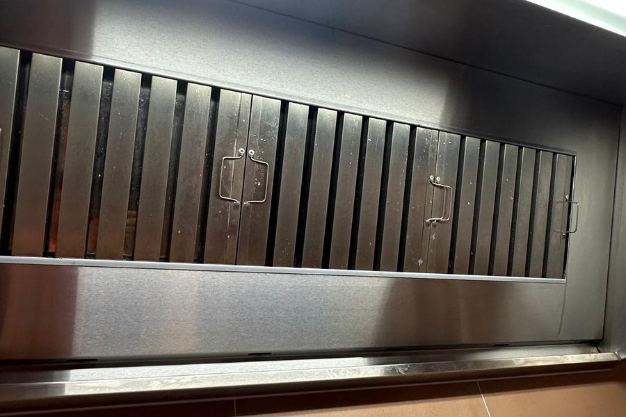 Kitchen hood canopy and range hood after cleaning in Sydney and Adelaide